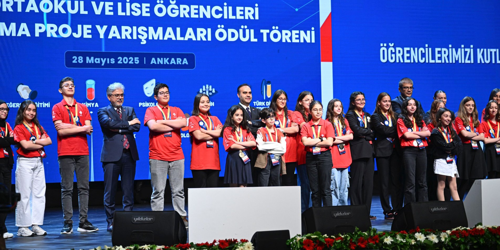 ORTAOKUL VE LİSE ÖĞRENCİLERİ ARAŞTIRMA PROJE YARIŞMALARI ÖDÜL TÖRENİ GERÇEKLEŞTİ